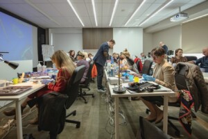 Hands-on 2 - Injectable Technique – Composite Tabletops in Distal Teeth by David Geštakovski